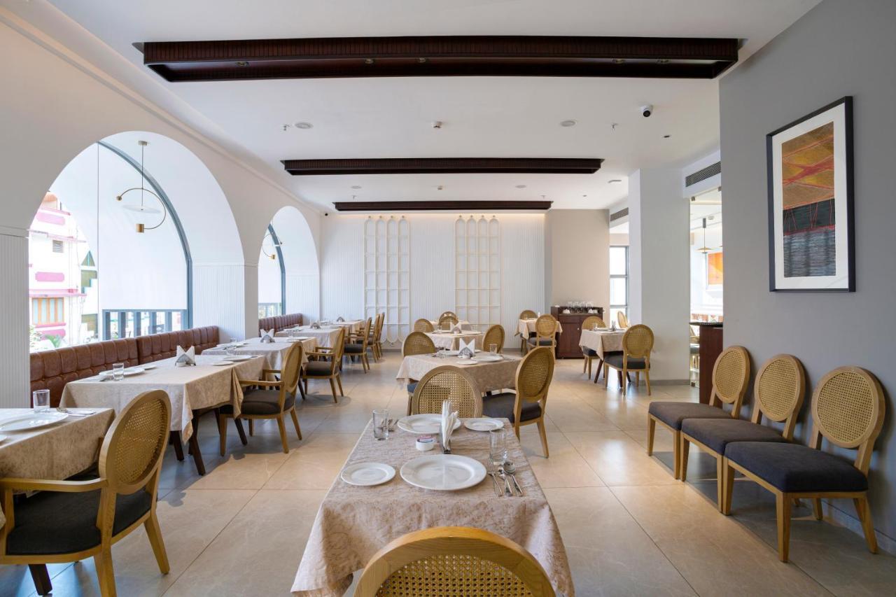 Hotel The Crescent Panaji Zewnętrze zdjęcie